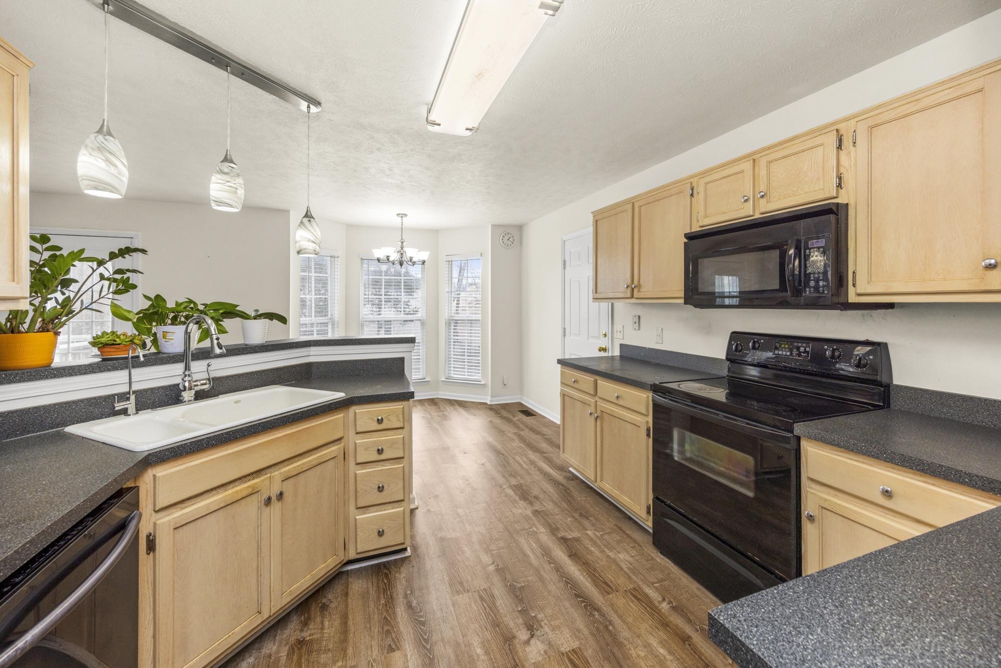 7028 Sugarplum Road Nashville, TN 37211 - Photo 7 of 38