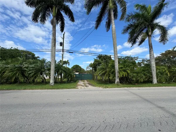 $2,650,000 | 24000 Southwest 167th Avenue, Homestead, FL 33031