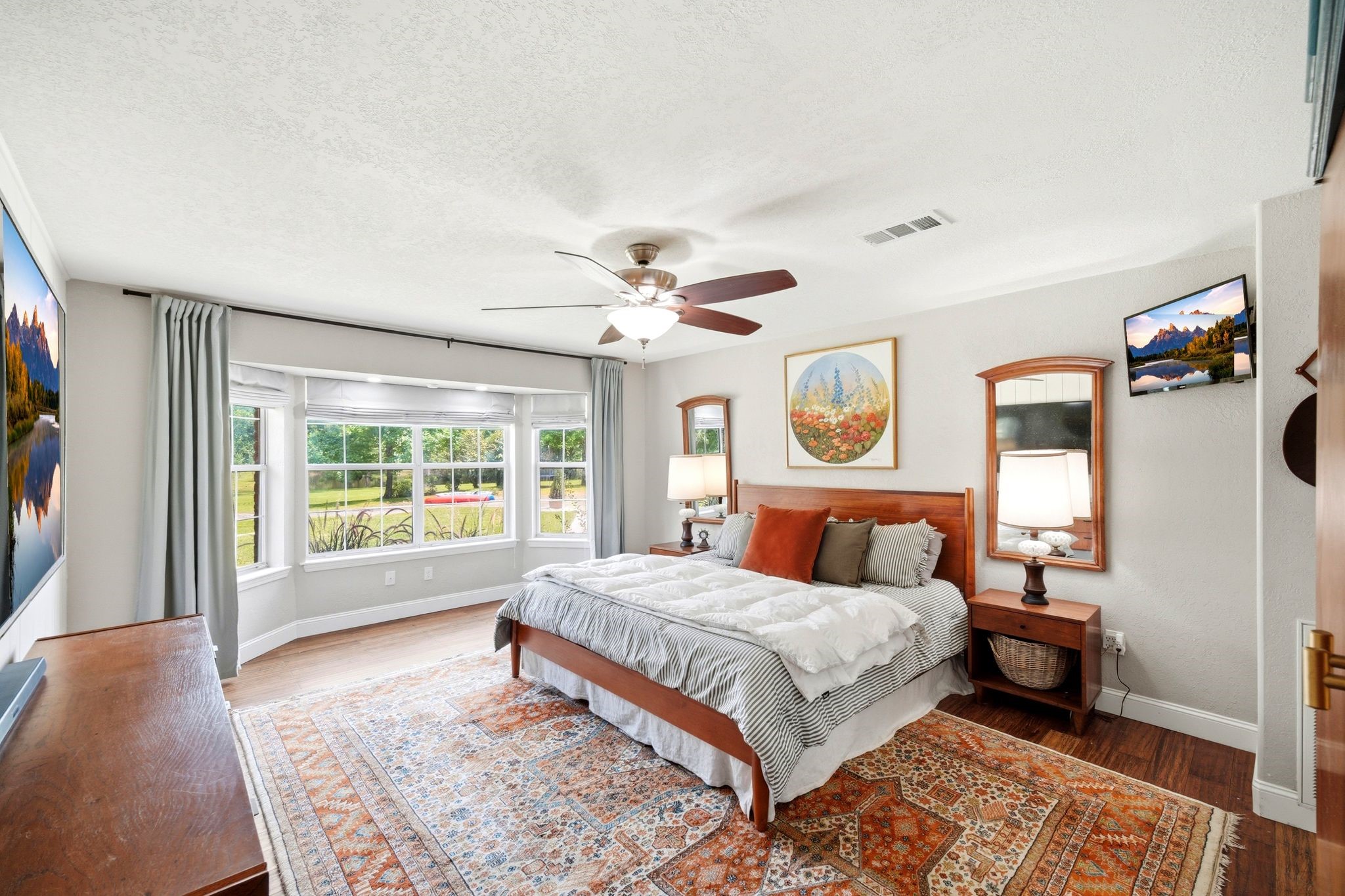 11375 Best Road Beaumont, TX 77713 - Photo 18 of 49 Master bedroom.
