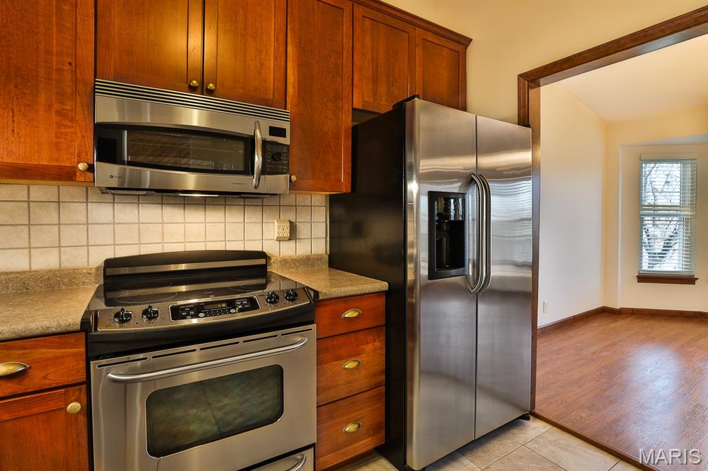 760 Woodside Trails Drive, Unit 203 Ballwin, MO 63021 - Photo 8 of 32