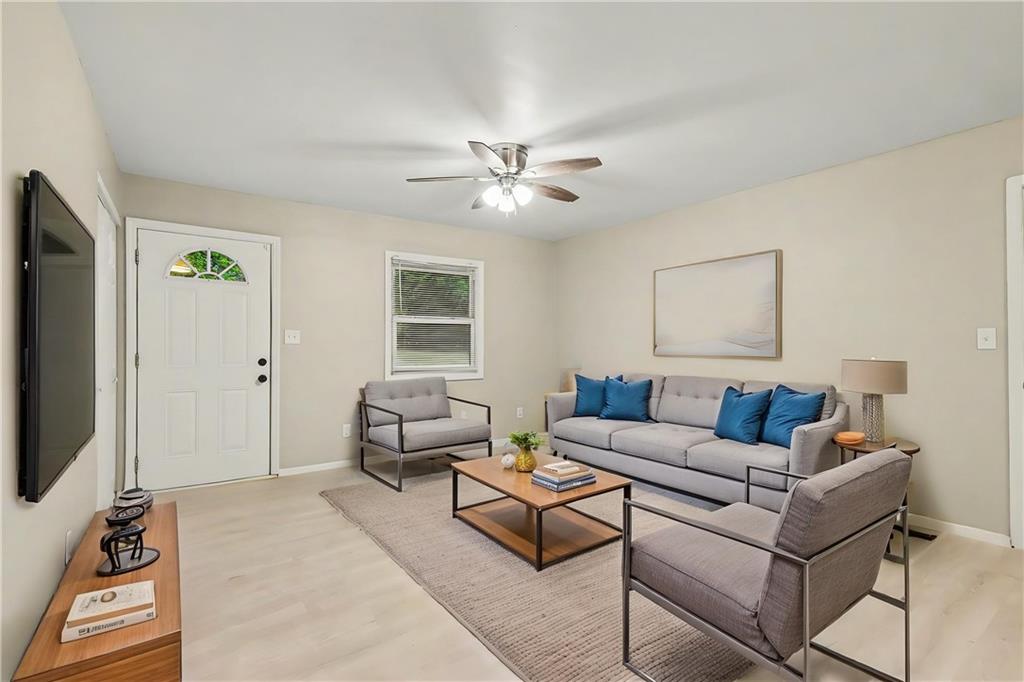 1722 Carpenter Court Conley, GA 30288 - Photo 3 of 30