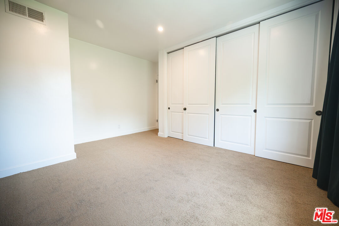 503 North Greencraig Road Los Angeles, CA 90049 - Photo 39 of 59
