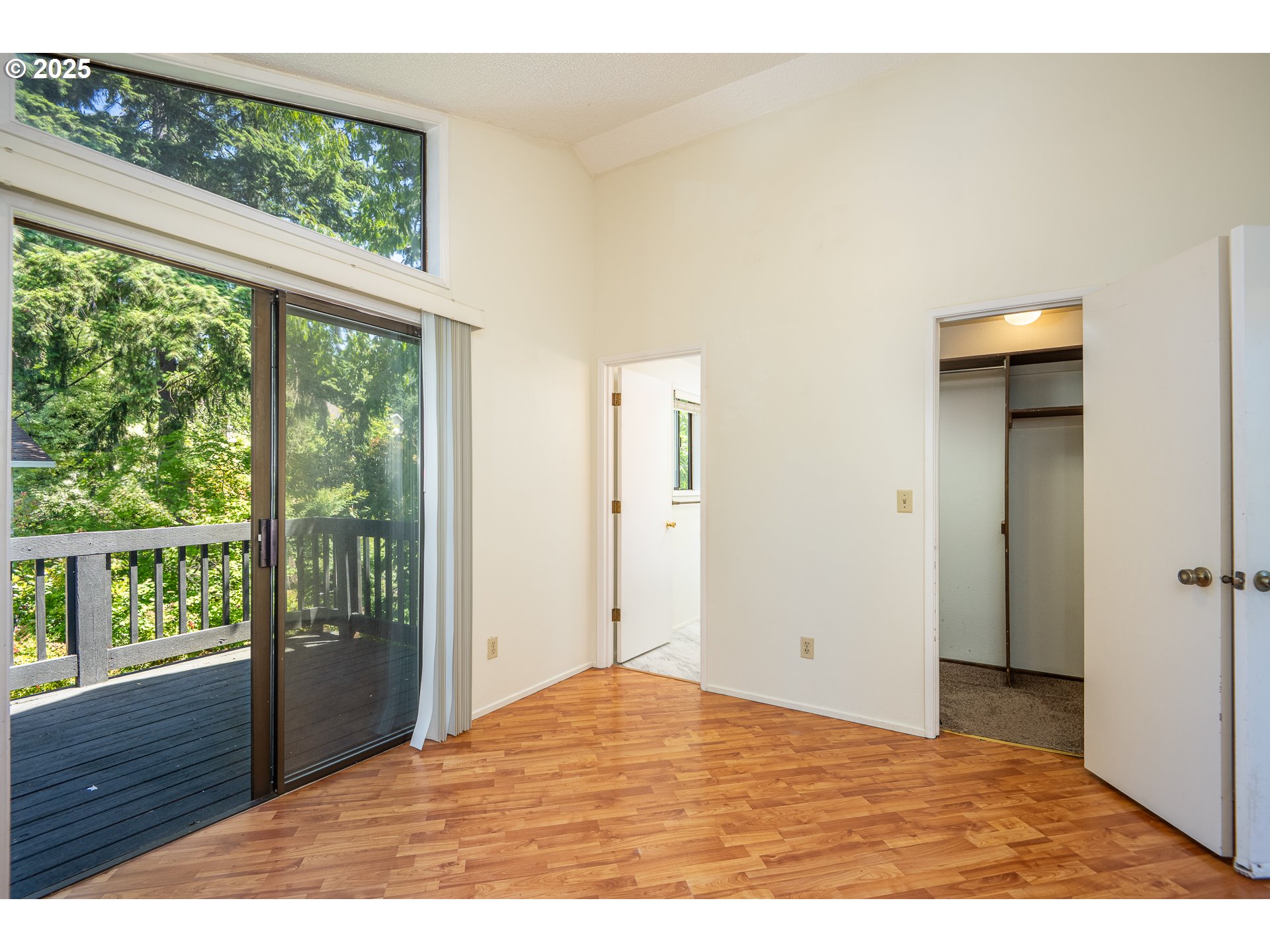 595 South 68th Place Springfield, OR 97478 - Photo 20 of 43 Primary Bedroom