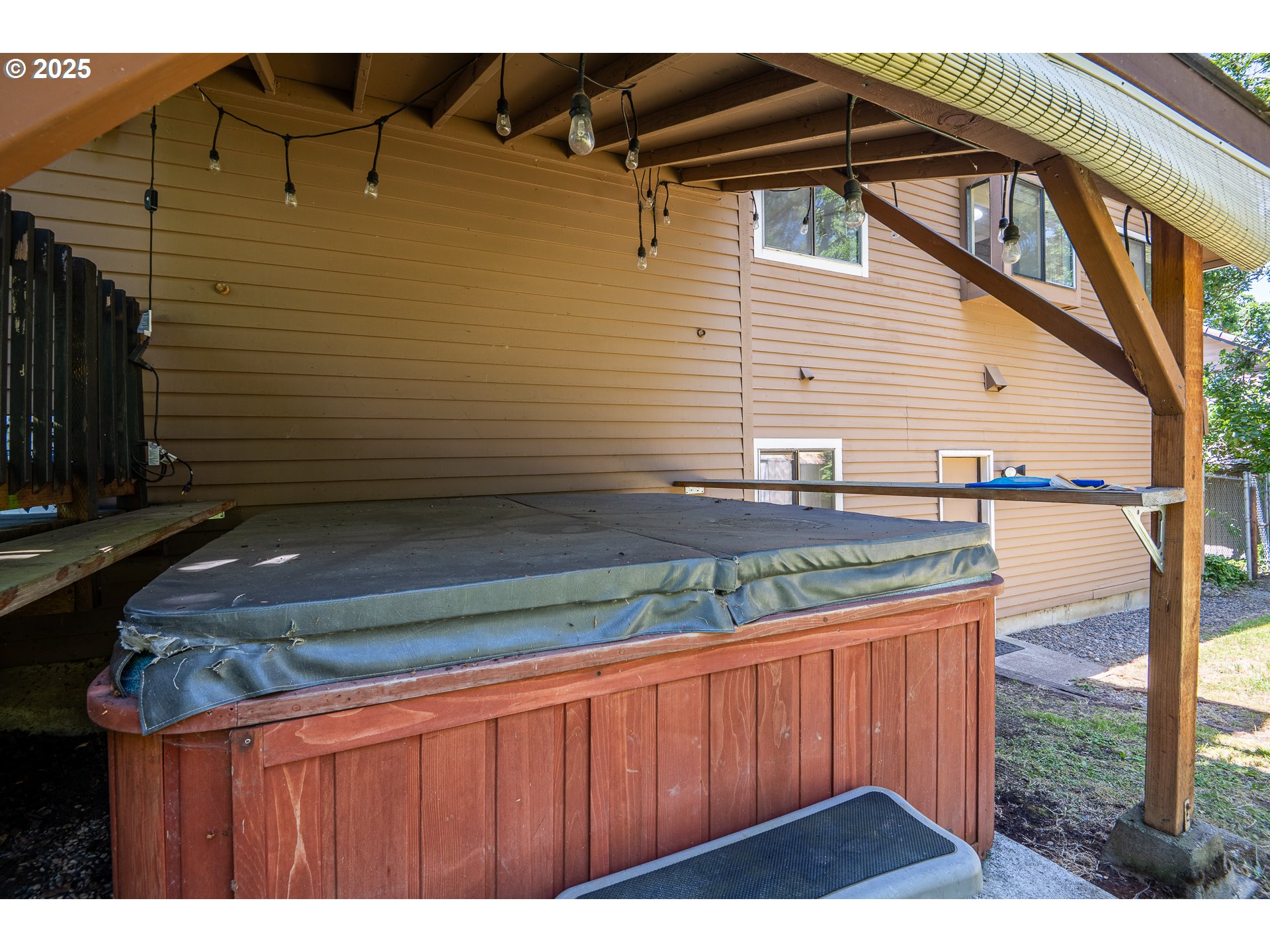 595 South 68th Place Springfield, OR 97478 - Photo 35 of 43