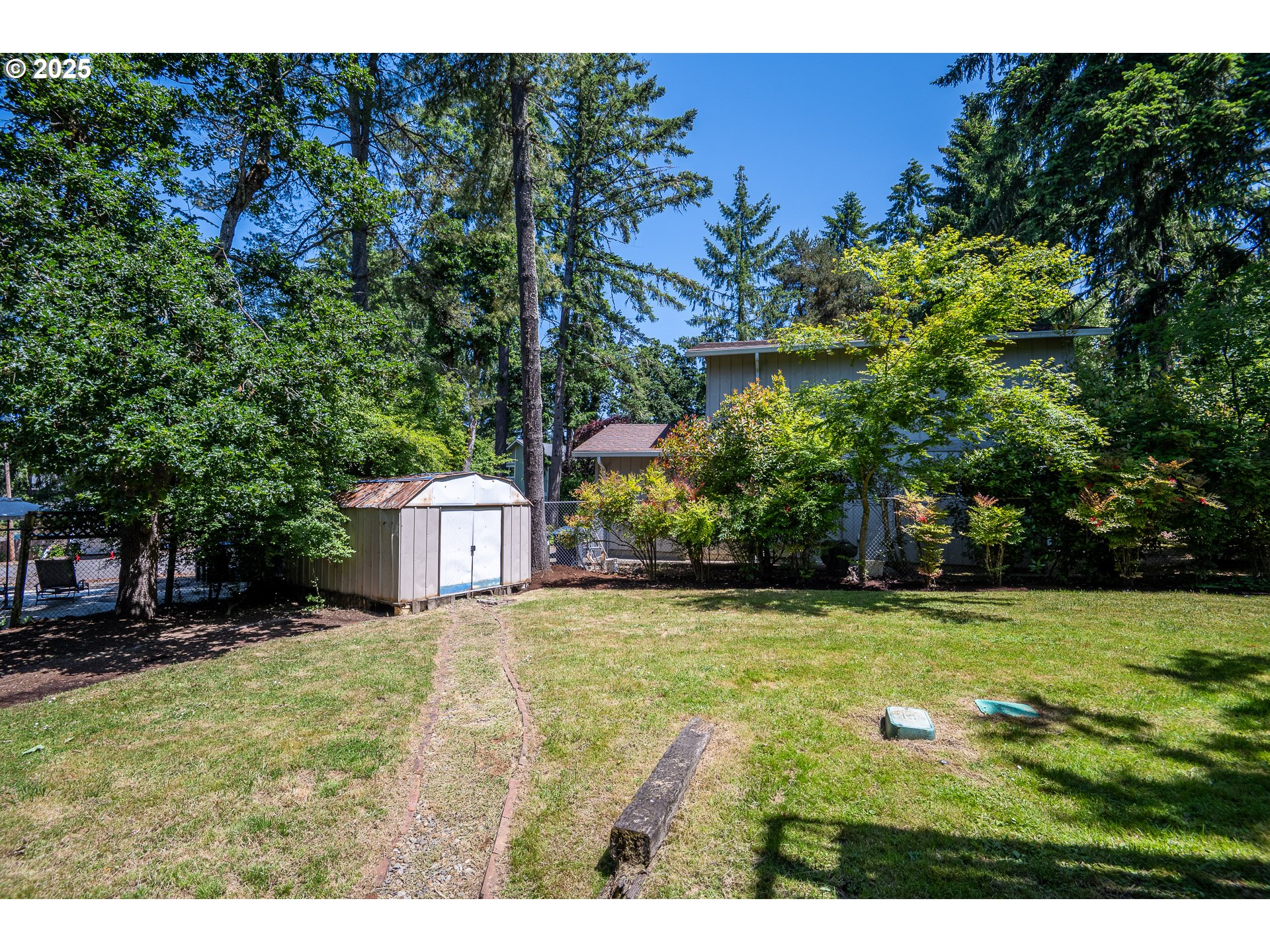 595 South 68th Place Springfield, OR 97478 - Photo 38 of 43