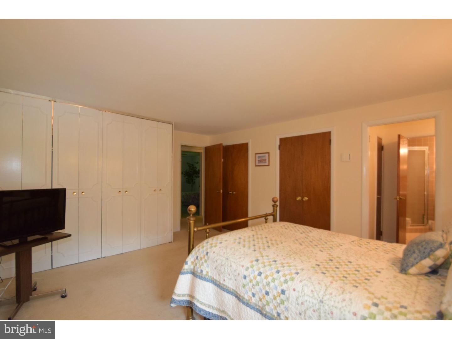 1025 Twining Road Dresher, PA 19025 - Photo 11 of 25 Gallery Image 11