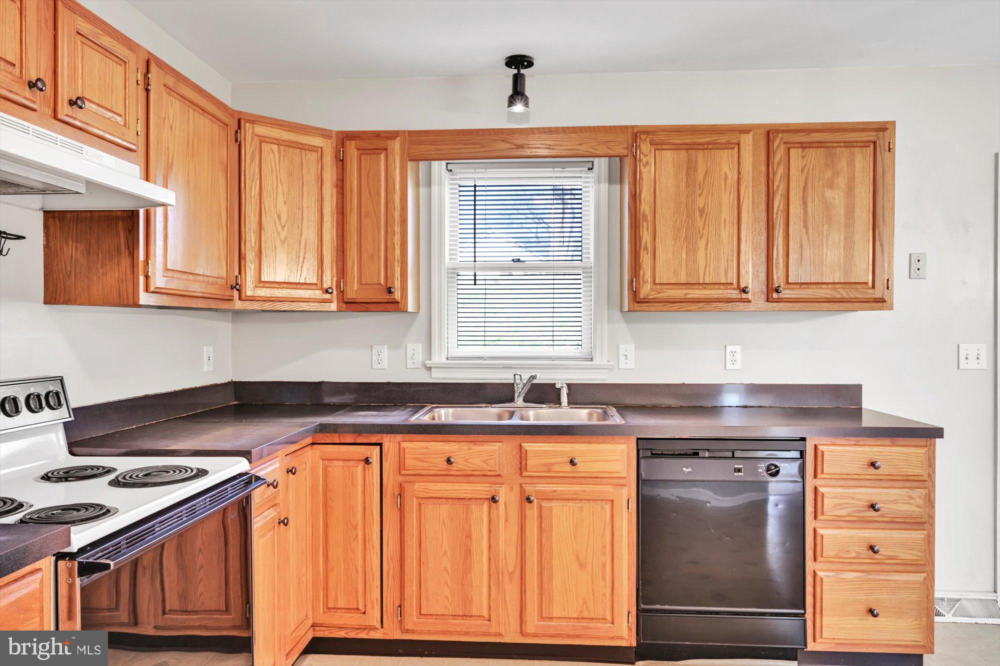 21 Laurel Ridge Leola, PA 17540 - Photo 12 of 27 Gallery Image 12