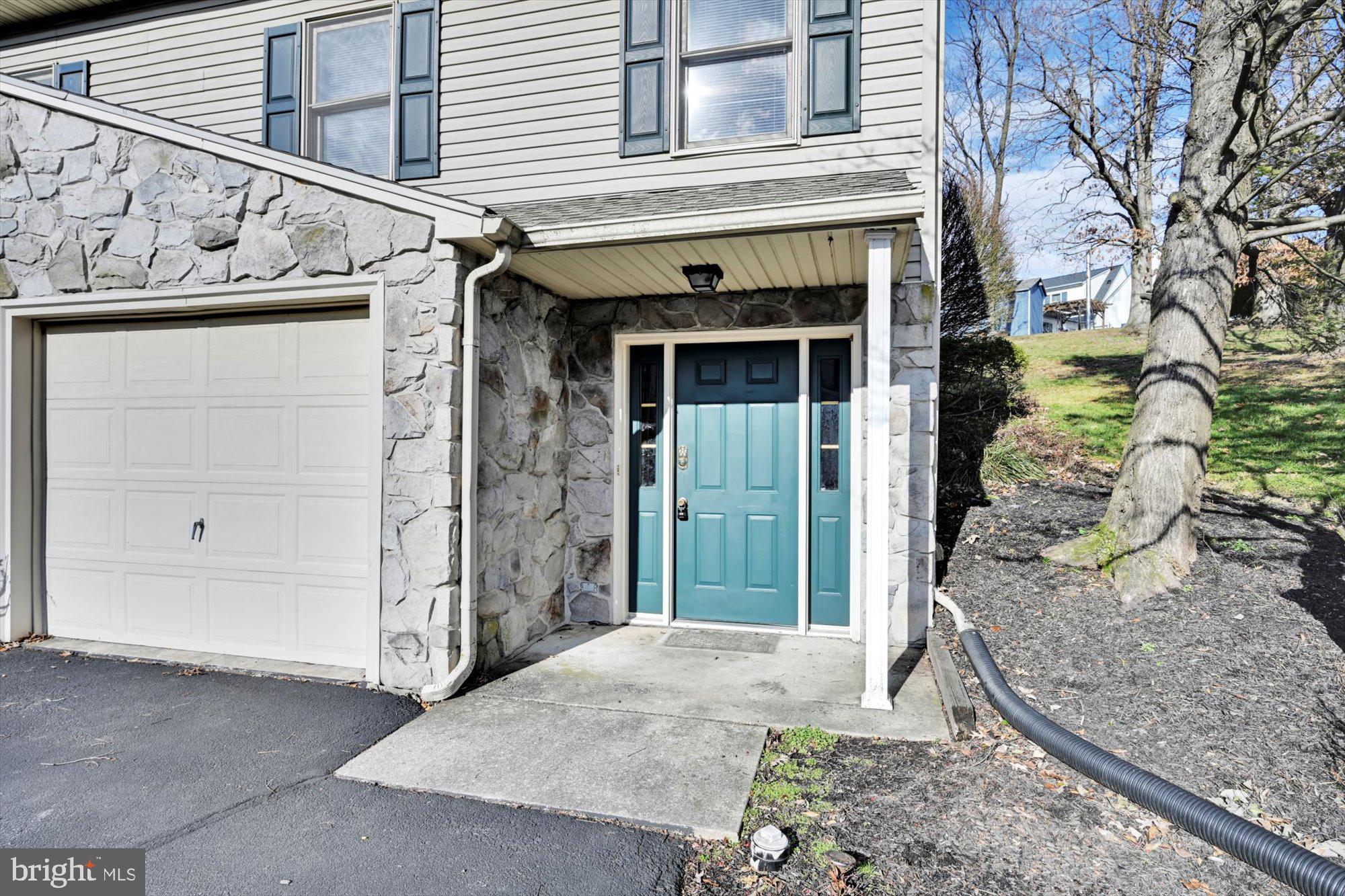 21 Laurel Ridge Leola, PA 17540 - Photo 3 of 27 Gallery Image 3