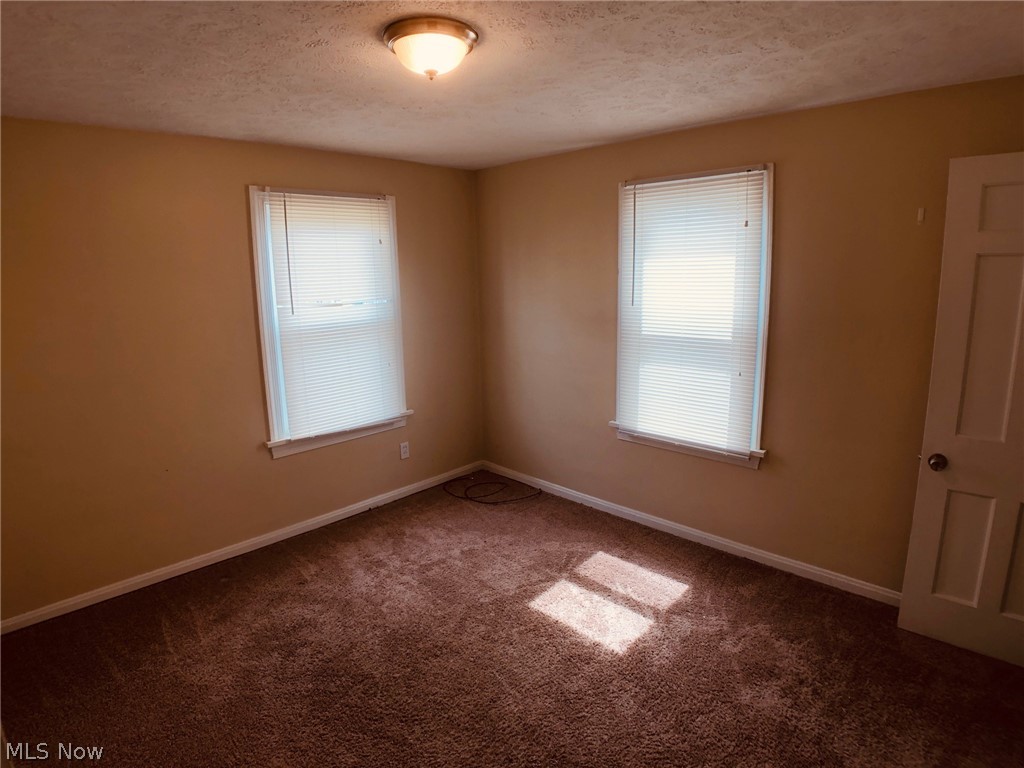 2092 Rossmoor Road Cleveland Heights, OH 44118 - Photo 10 of 25