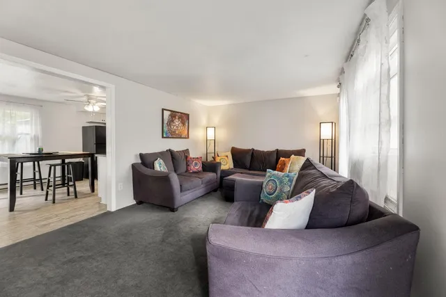 $159,000 | 723 Floyd Avenue, Versailles, IN 47042