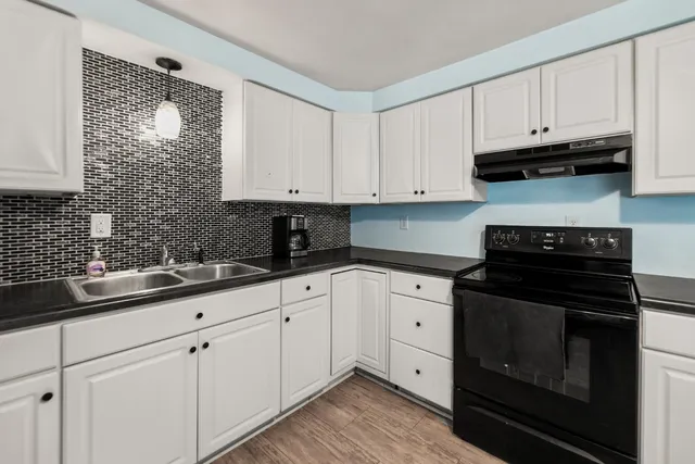 $159,000 | 723 Floyd Avenue, Versailles, IN 47042