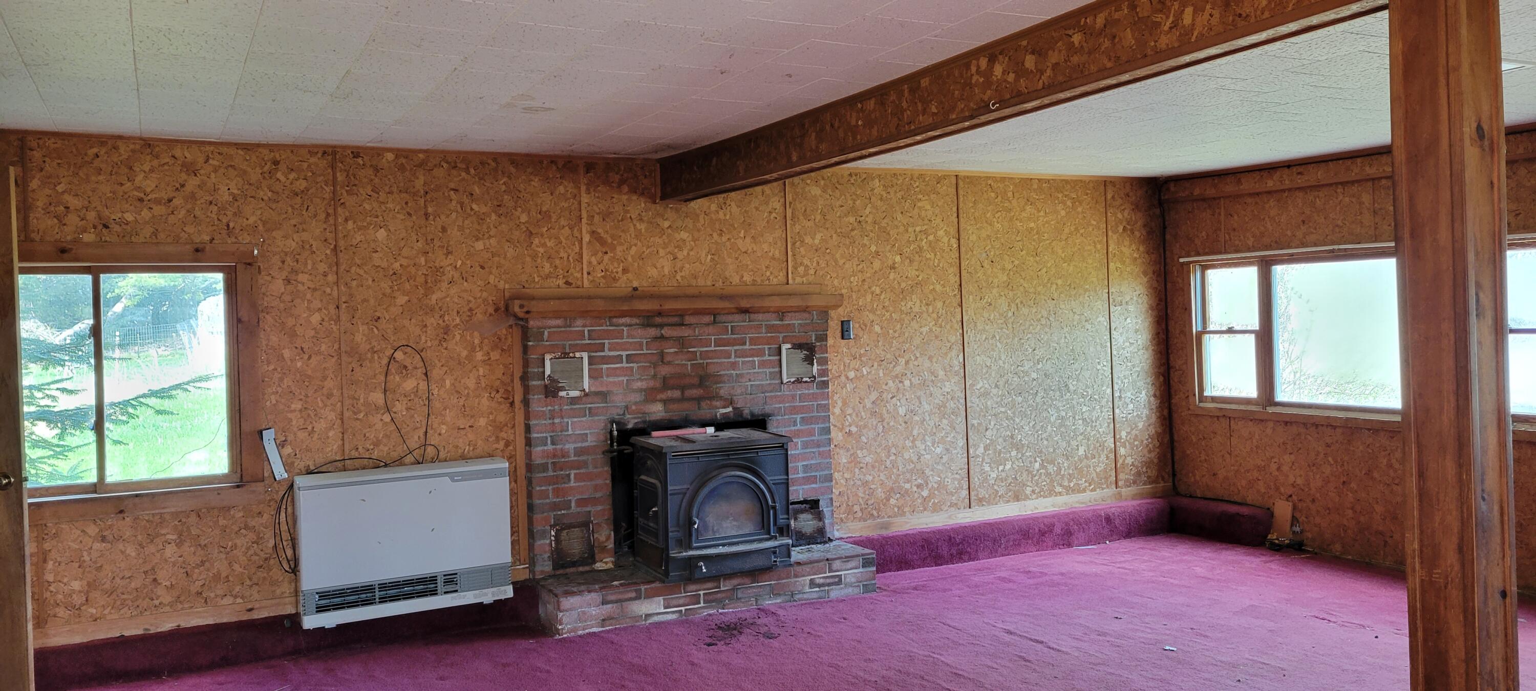 186 River Road Tenants Harbor, ME 04860 - Photo 2 of 8 family room