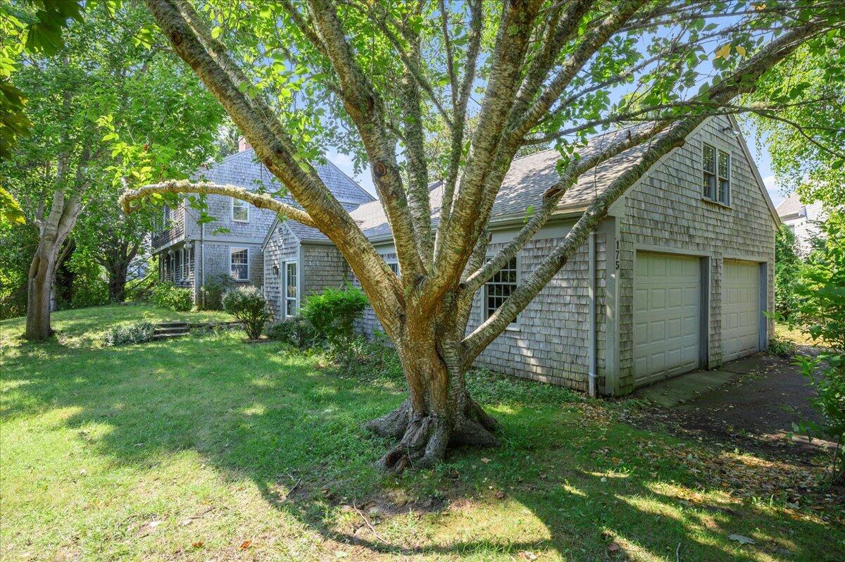 175 Stoney Point Road Barnstable, MA 02675 - Photo 5 of 51 04-DSC_5568