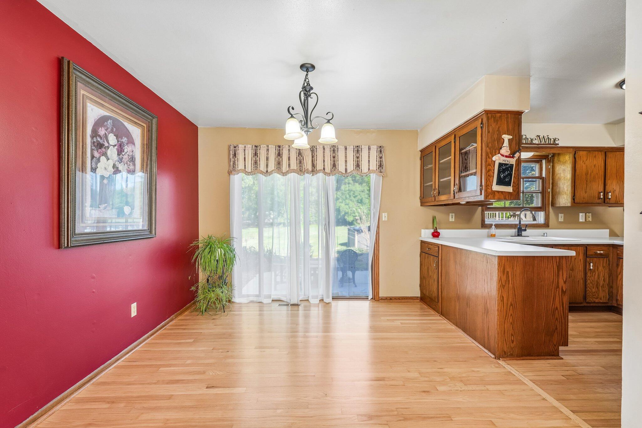 205 Fox Glen Road Fredonia, WI 53021 - Photo 5 of 42 14-web-or-mls-217291 - 205 Fox Glen Rd-S