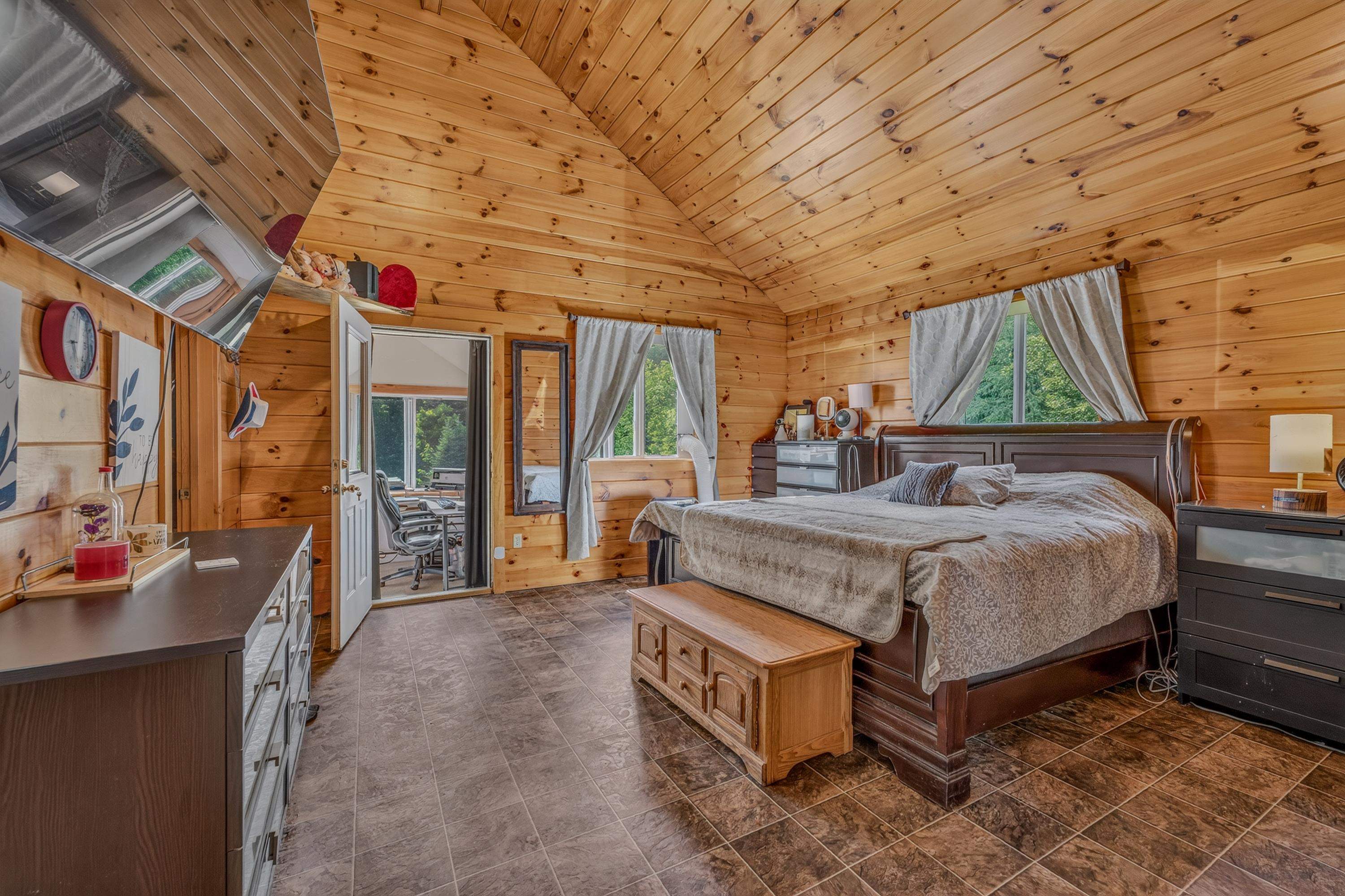 1736 Grimes Road Lyndon, VT 05819 - Photo 13 of 47