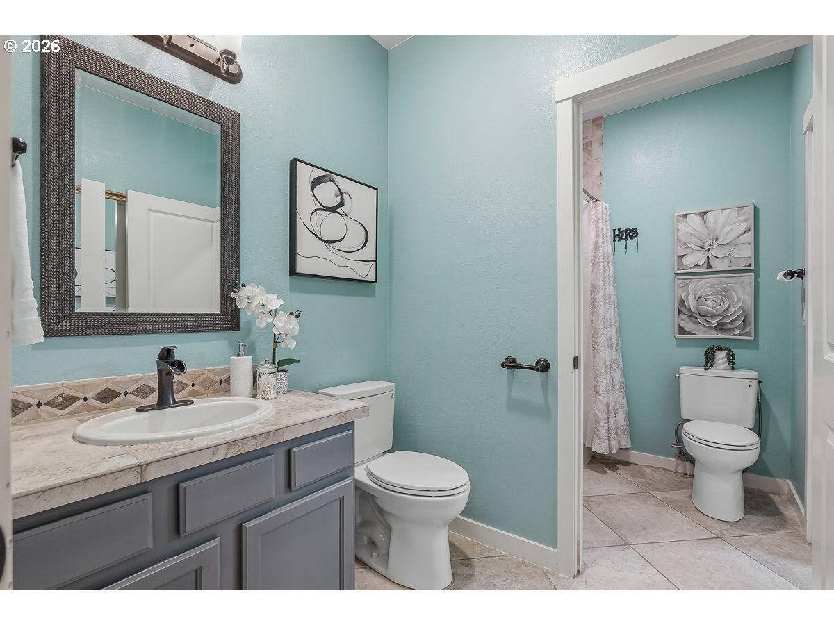 7704 Southwest Cresmoor Drive Beaverton, OR 97008 - Photo 17 of 42 Bedroom