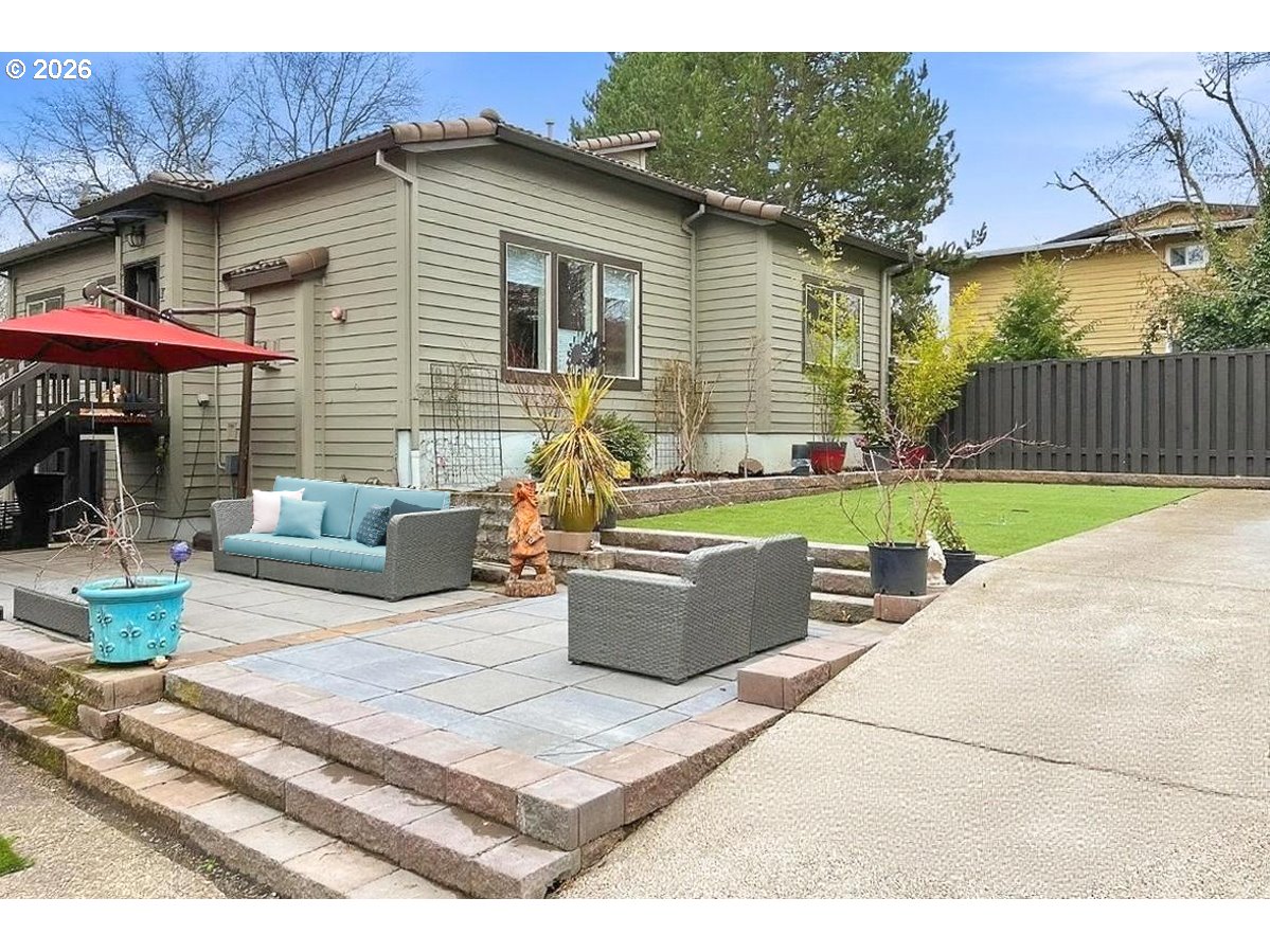 7704 Southwest Cresmoor Drive Beaverton, OR 97008 - Photo 40 of 42 Yard