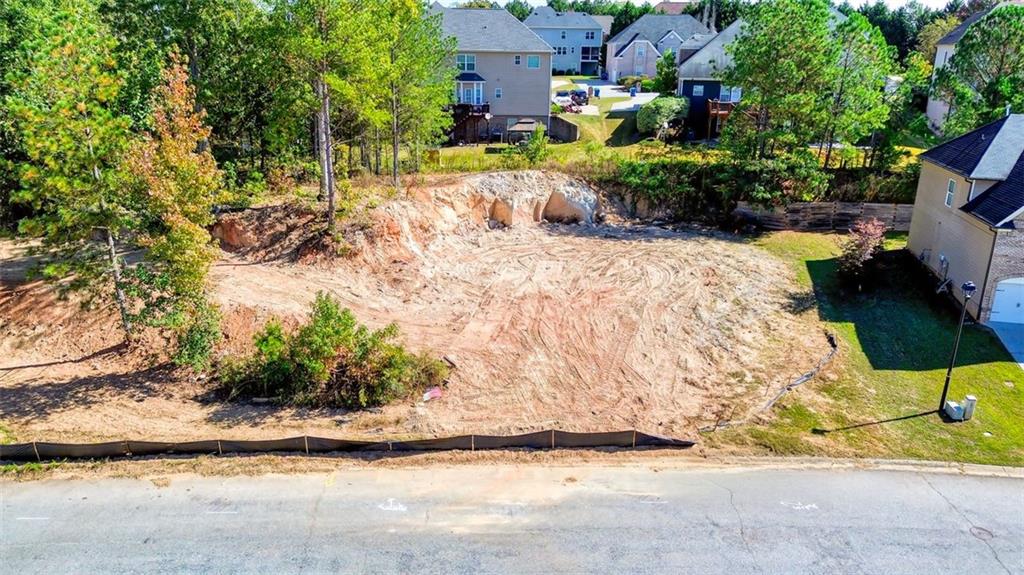 5646 Boreal Way Southwest Atlanta, GA 30331 - Photo 9 of 17 a view of backyard with plants and outdoor seating
