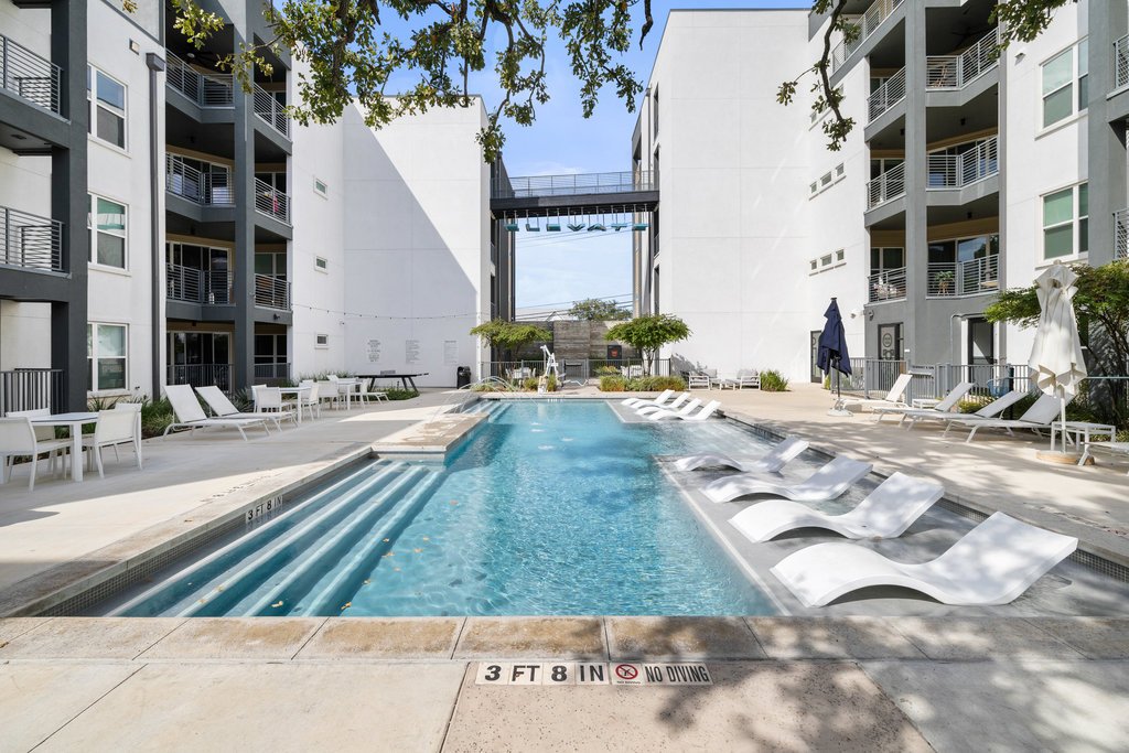 4801 Springdale Road, Unit 1106 Austin, TX 78723 - Photo 19 of 40 a view of outdoor space with seating area