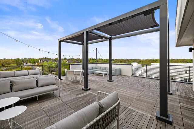 a view of washer and dryer