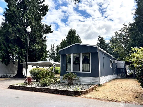 $27,999 | 900 29th Street Southeast, Unit E14, Auburn, WA 98002
