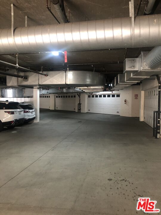 11357 Ovada Place, Unit 2 Los Angeles, CA 90049 - Photo 8 of 13 a view of parking space