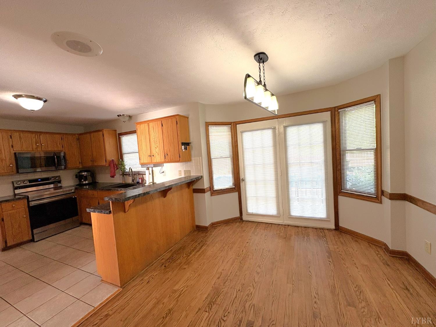 424 Father Judge Road Amherst, VA 24521 - Photo 4 of 37