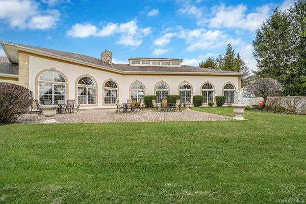 $599,990 | 109 Constantine Way, Mount Sinai, NY 11766