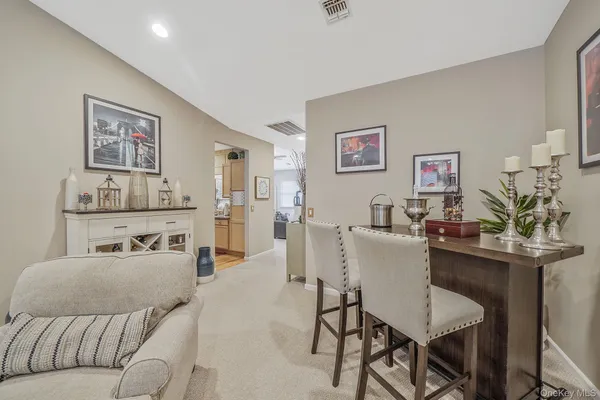 $599,990 | 109 Constantine Way, Mount Sinai, NY 11766