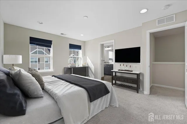 a view of empty room with windows