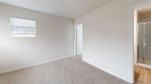 $375,000 | 3941 Oak Crk Circle, Denison, TX 75020