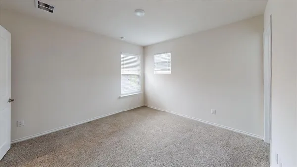 $375,000 | 3941 Oak Crk Circle, Denison, TX 75020
