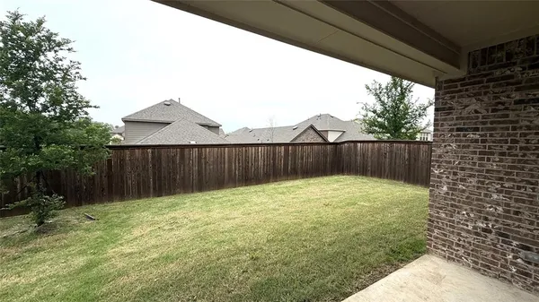 $375,000 | 3941 Oak Crk Circle, Denison, TX 75020