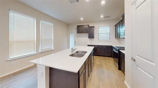 $375,000 | 3941 Oak Crk Circle, Denison, TX 75020
