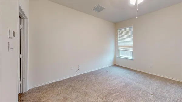$375,000 | 3941 Oak Crk Circle, Denison, TX 75020