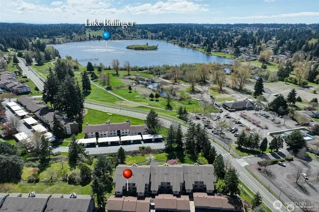 $495,000 | 23001 Lakeview Drive, Unit I206, Mountlake Terrace, WA 98043