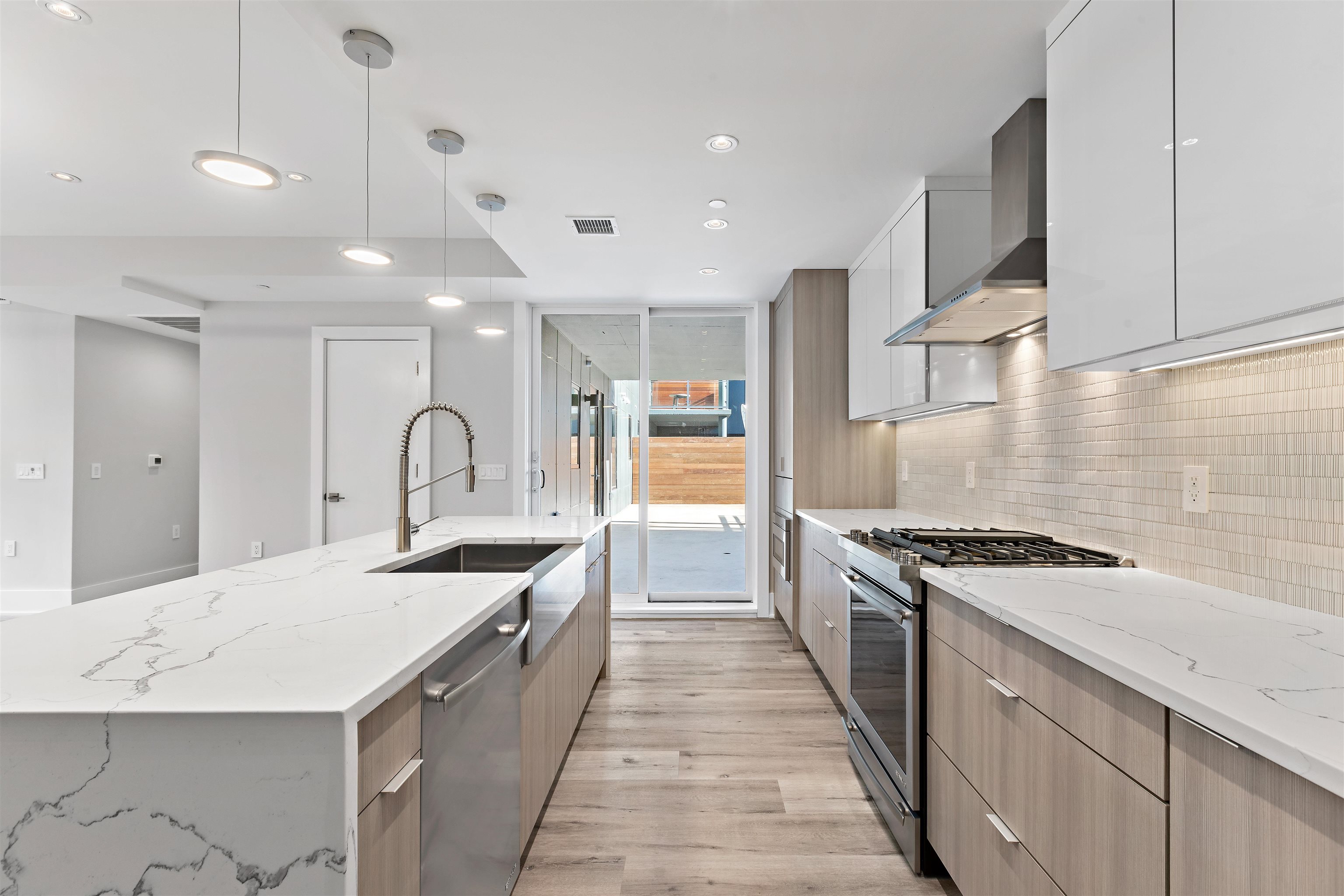 727 Adams Street, Unit 201 Hoboken, NJ 07030 - Photo 8 of 18