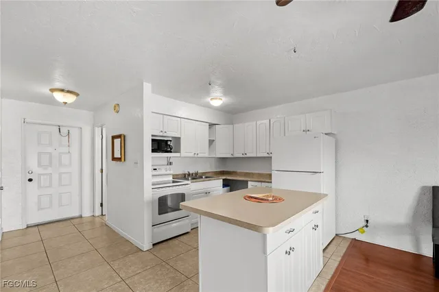 $134,999 | 830 Wiggins Pass Road, Unit 14, Naples, FL 34110