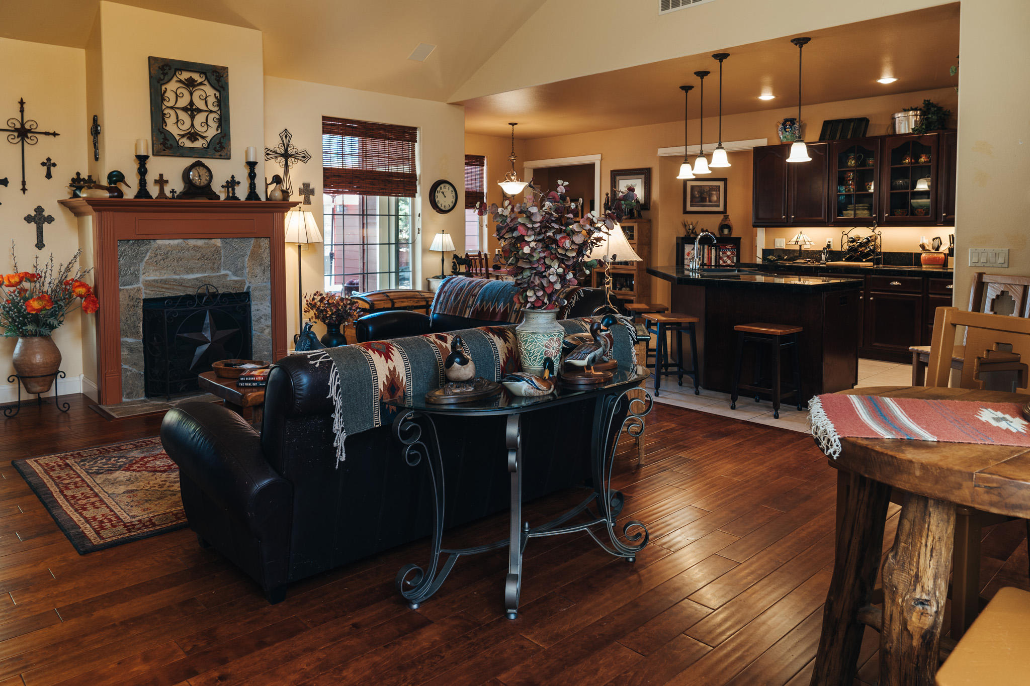 21170 Southwest Gift Road Bend, OR 97703 - Photo 14 of 34 14