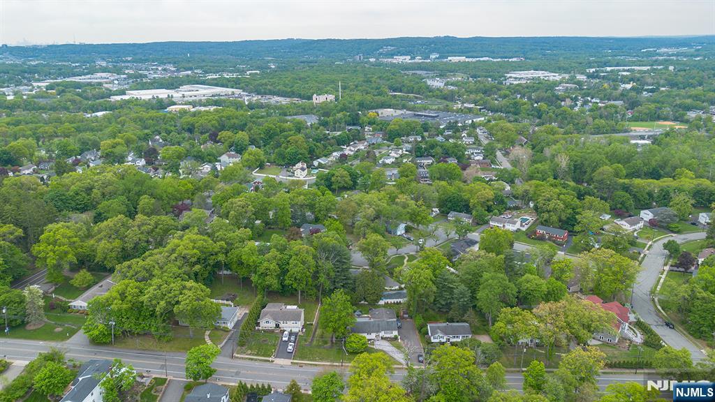 210 Alps Road Wayne, NJ 07470 - Photo 29 of 31