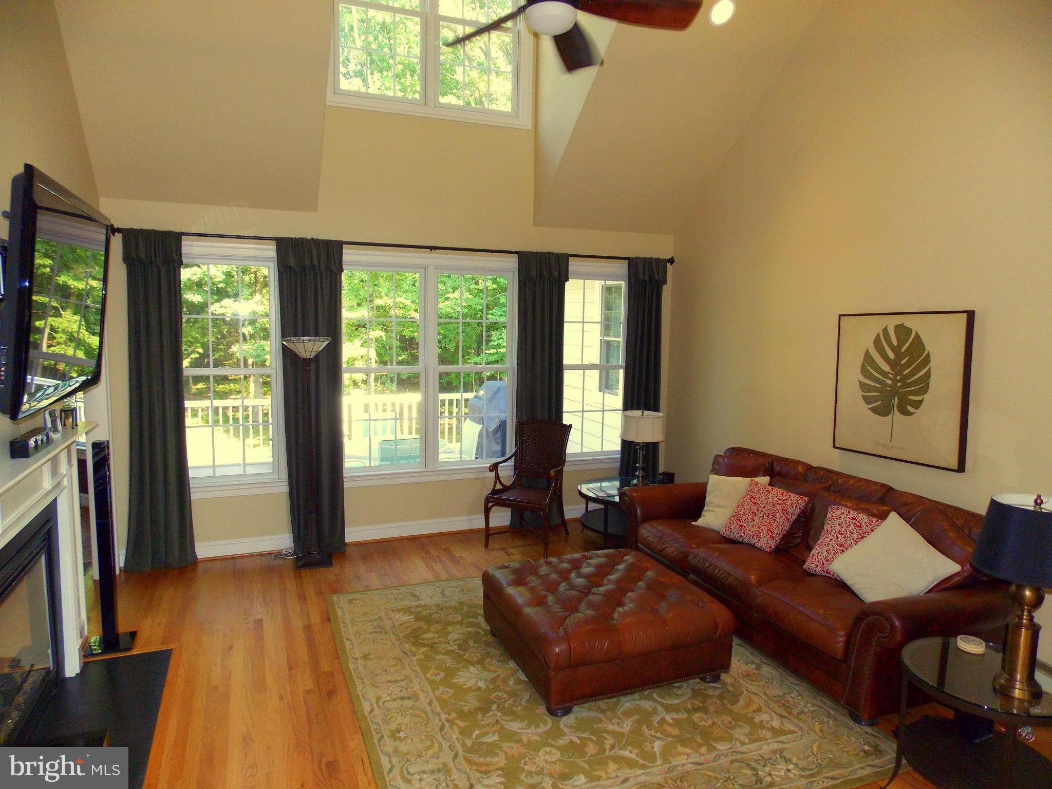 9587 Ada Road Marshall, VA 20115 - Photo 5 of 30 2-Story Family Room, View #2