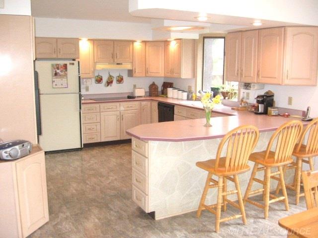 6793 Custer Road Port Sanilac, MI 48469 - Photo 14 of 57 31316697-13.JPG