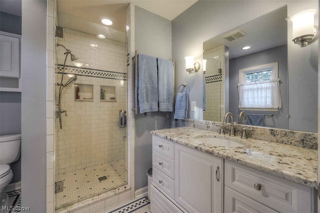 330 Tremont Road Akron, OH 44313 - Photo 6 of 24 Gallery Image 6