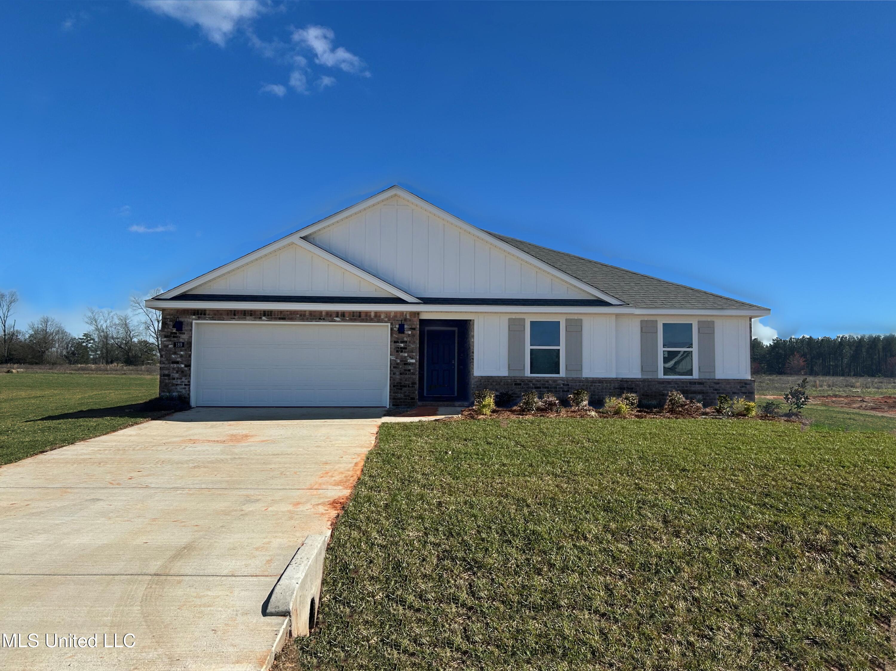 189 Mill Street Lucedale, MS 39452 - Photo 1 of 18 60 mf 2 (2)