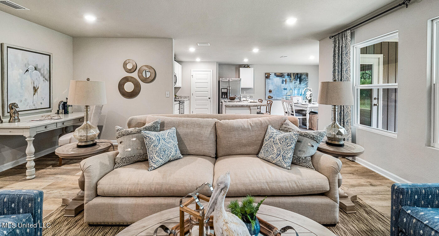 189 Mill Street Lucedale, MS 39452 - Photo 7 of 18 5-Carin_LivingRoom3_FL_BR