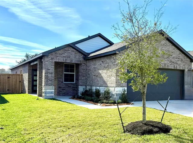 a view of a house with swimming pool and porch