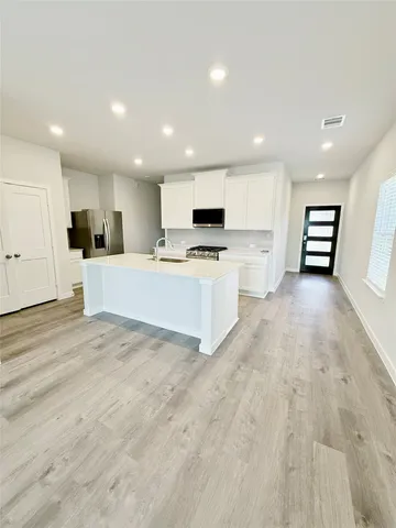 $2,095 | 32947 Silver Mdw Way, Brookshire, TX 77423