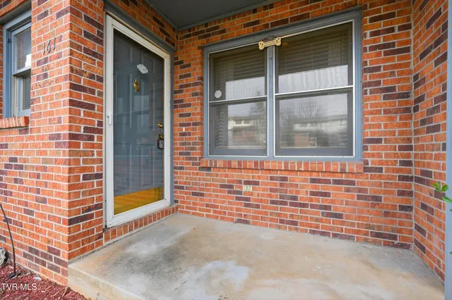 $135,000 | 161 Oakcrest Circle, Unit 161, Bristol, VA 24201