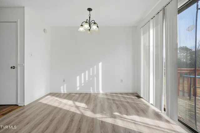 $135,000 | 161 Oakcrest Circle, Unit 161, Bristol, VA 24201