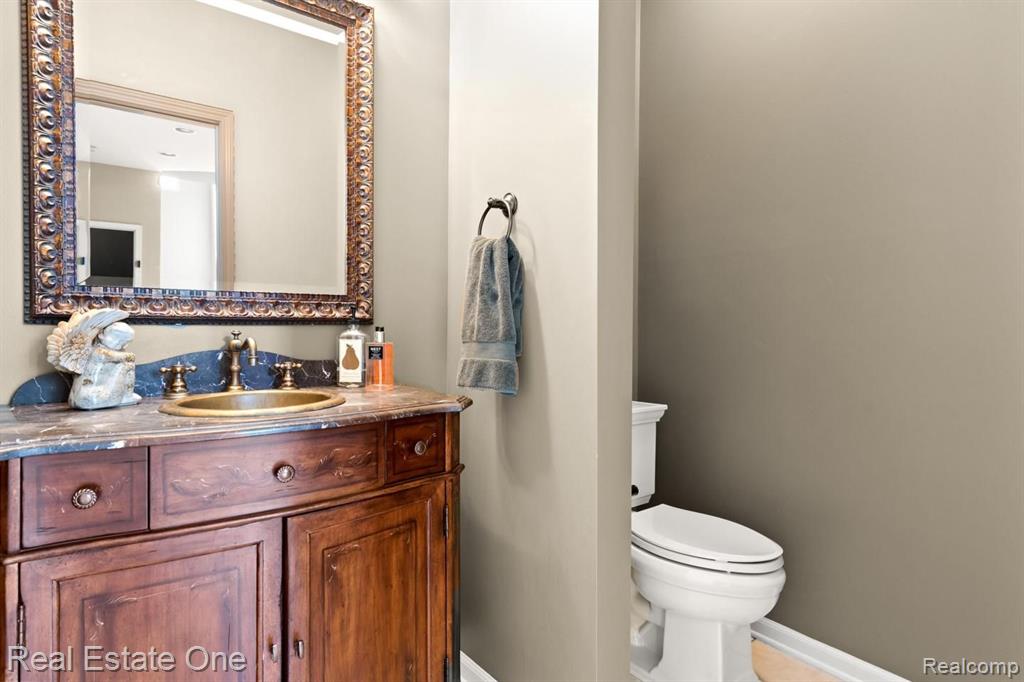 4511 Boxwood Court Rochester, MI 48306 - Photo 7 of 52